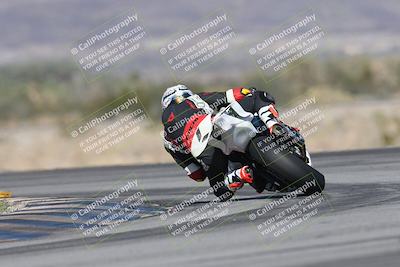 media/Dec-04-2025-Racers Edge (Thu) [[5ebc9f124d]]/2-A Group/5-Session 3 (Turn 14 Backside)/